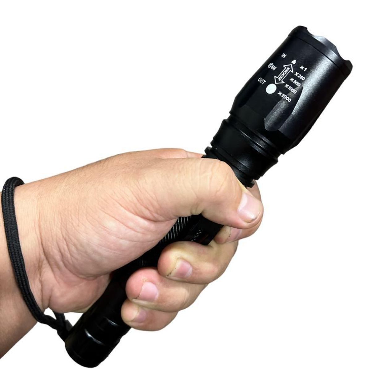 GENERICO - LINTERNA LED ZOOM  ALUMINIO 20000 LUMEN