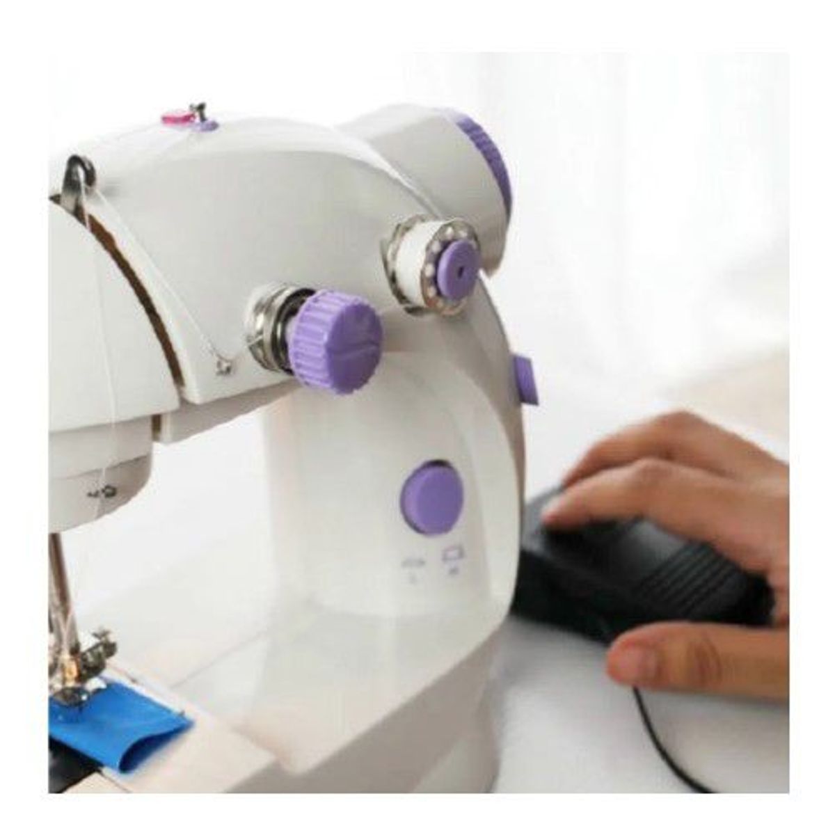 GENERICO - MINI MAQUINA DE COSER ELECTRICA PORTATIL
