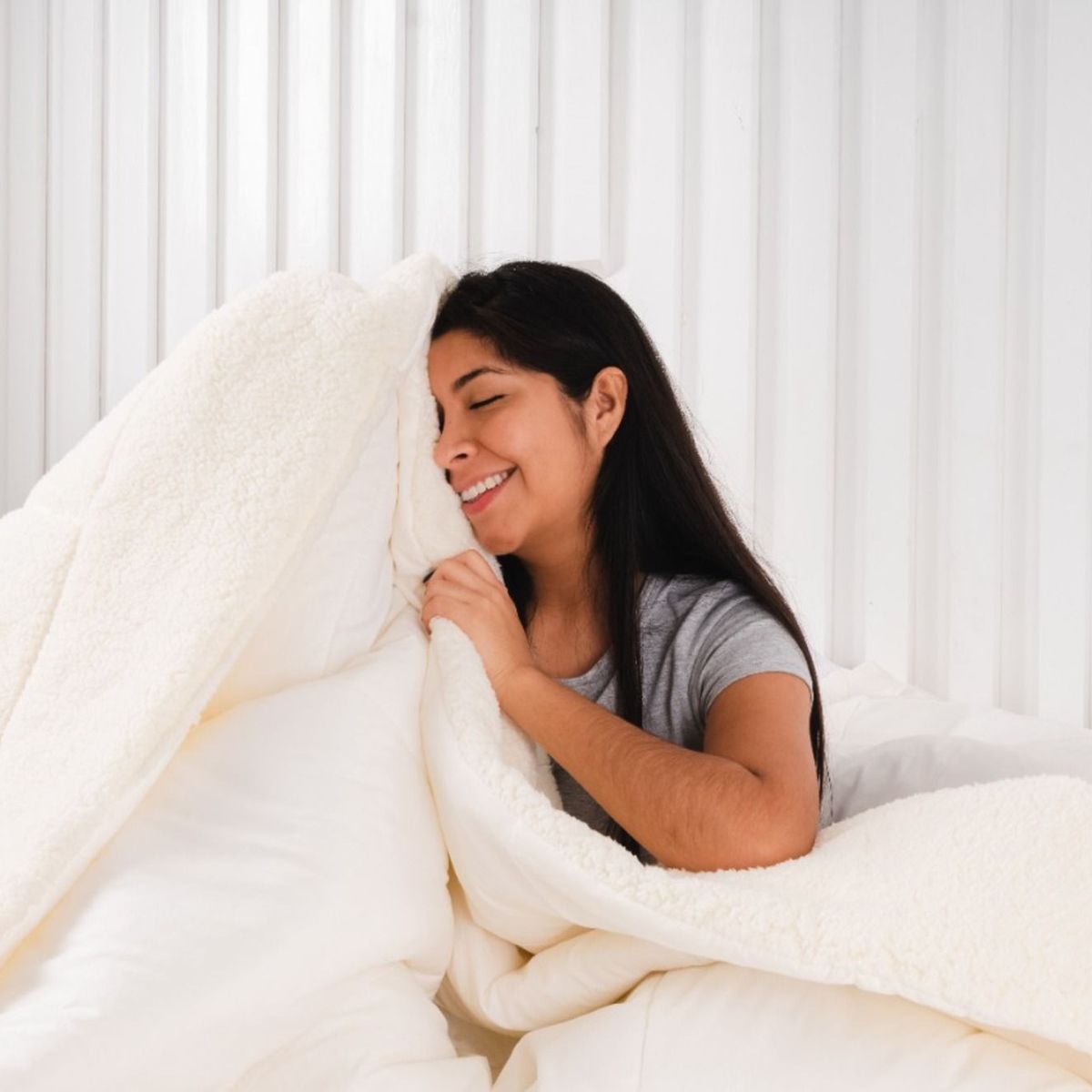 COBITEX HOME - Edredón King perla con reversible de corderito cobitex 100 algodón.