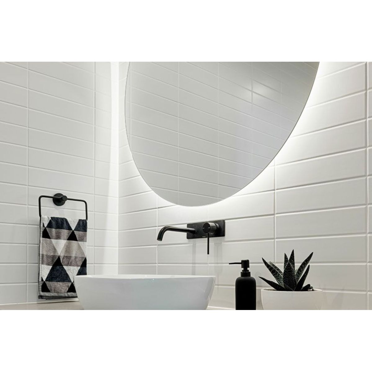 GENERICO - Espejo circular biselado con luz led cálida posterior Vidrio Belga de 4mm