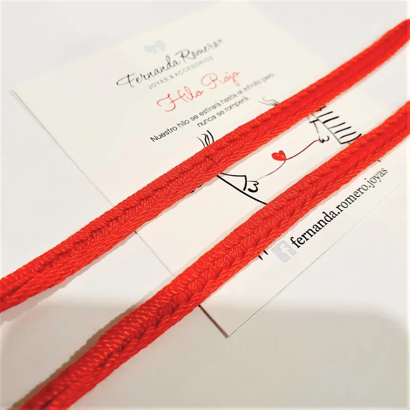FERNANDA ROMERO JOYAS Y ACCESORIOS - Set 2 Pulseras tejidas trenzadas para parejas - Hilo Rojo