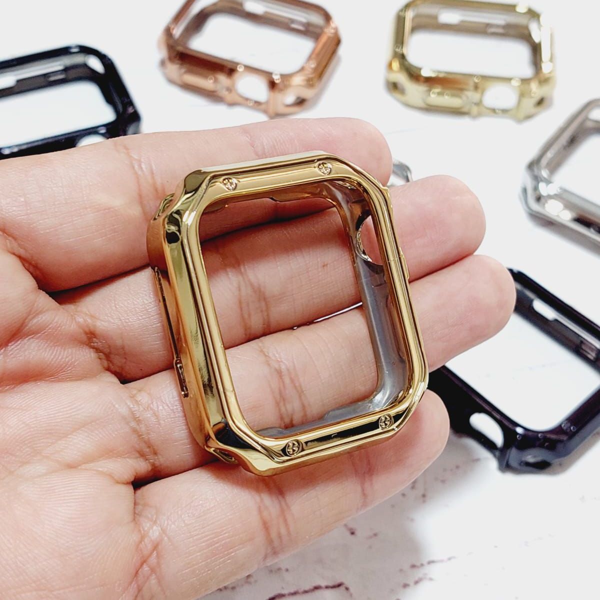 GENERICO - Case Cromado TPU para APPLE WATCH 41mm  40mm  38mm - Dorado