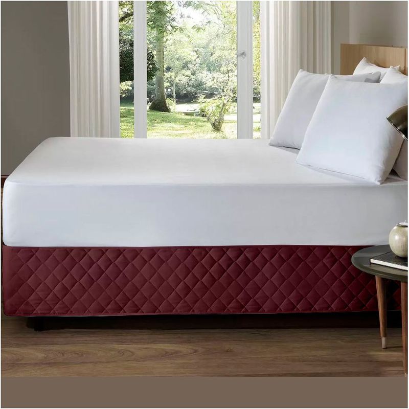 GENERICO - Faldon de tarima Queen 203 cm x 152 cm x 25 cm acolchado rombos rojo vino