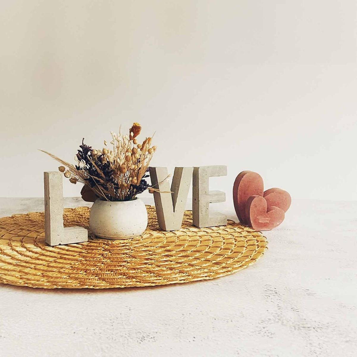 MADAME CIMENT - SET DE LETRAS LOVE L - MADAME CIMENT