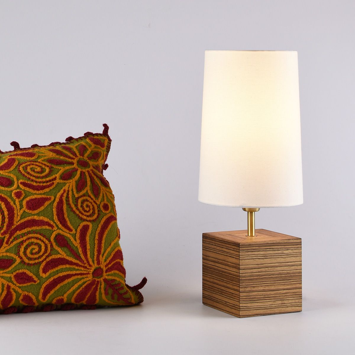 GENERICO - Lámpara de Mesa Lisse