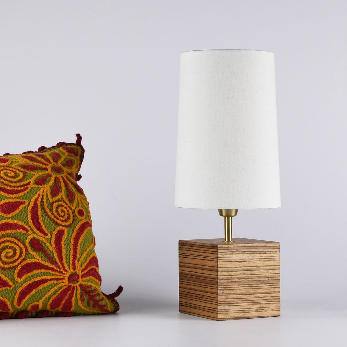 GENERICO - Lámpara de Mesa Lisse