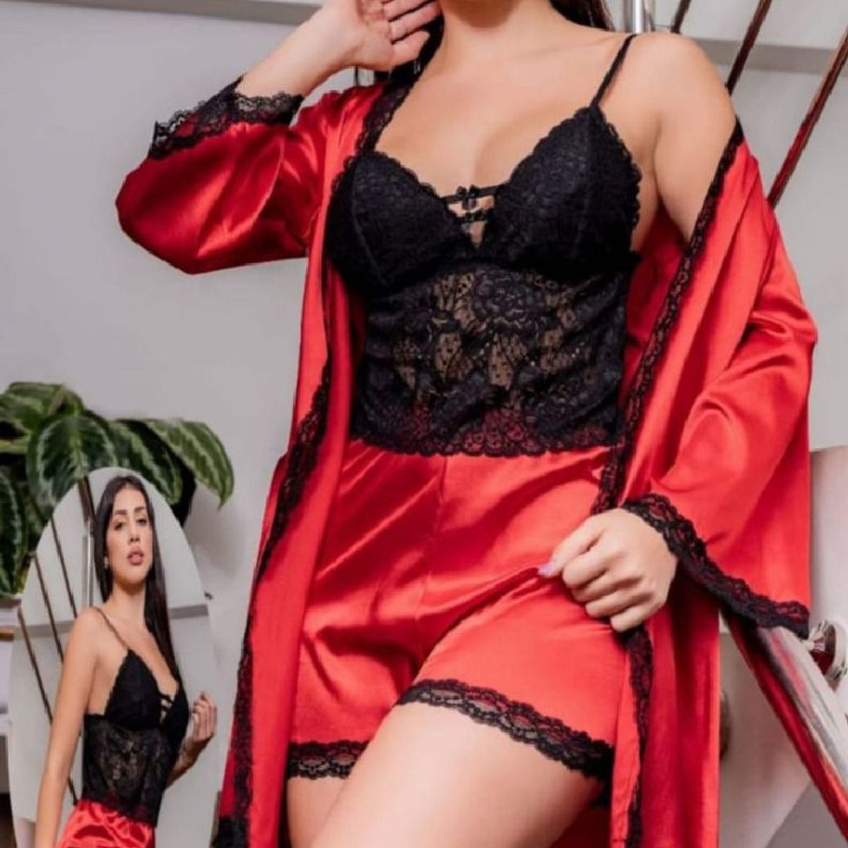 UNIVERSAL - Set de lencería con encaje floral de satén con bata