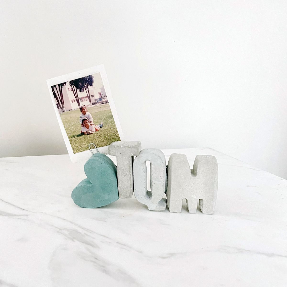 MADAME CIMENT - LETRAS EN CEMENTO TQM - MADAME CIMENT