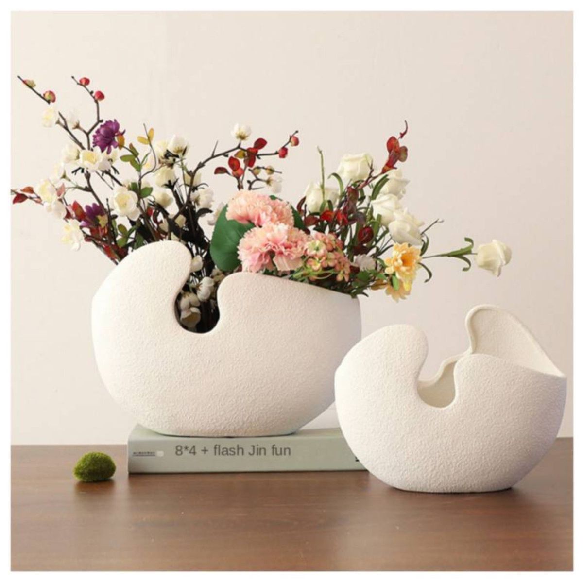 IMPORTADO MC - Florero Aesthetic Jarron de Ceramica Incluye Flores Artificiales