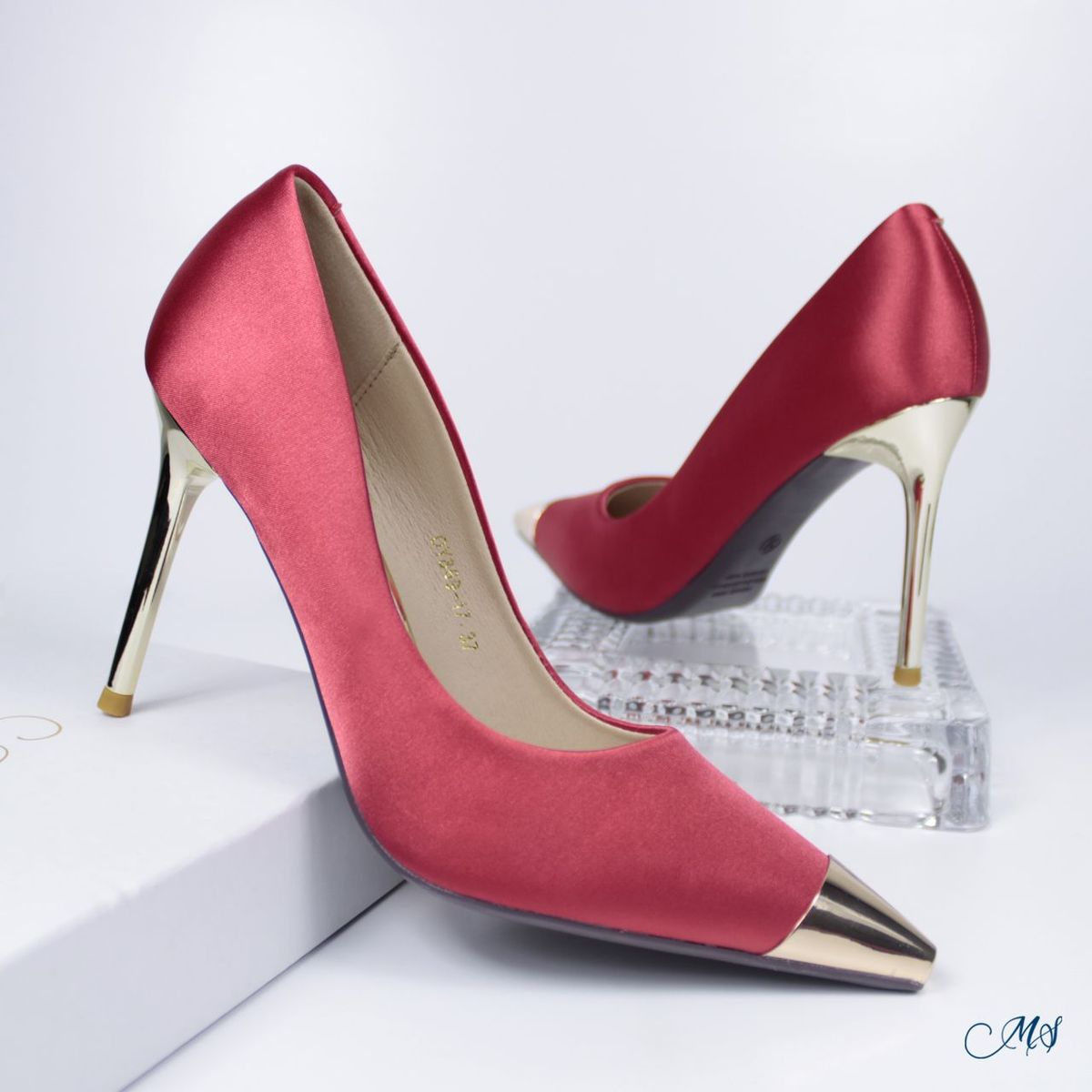 MARGLO SHOES - Zapatos de vestir Satín Rojos M20