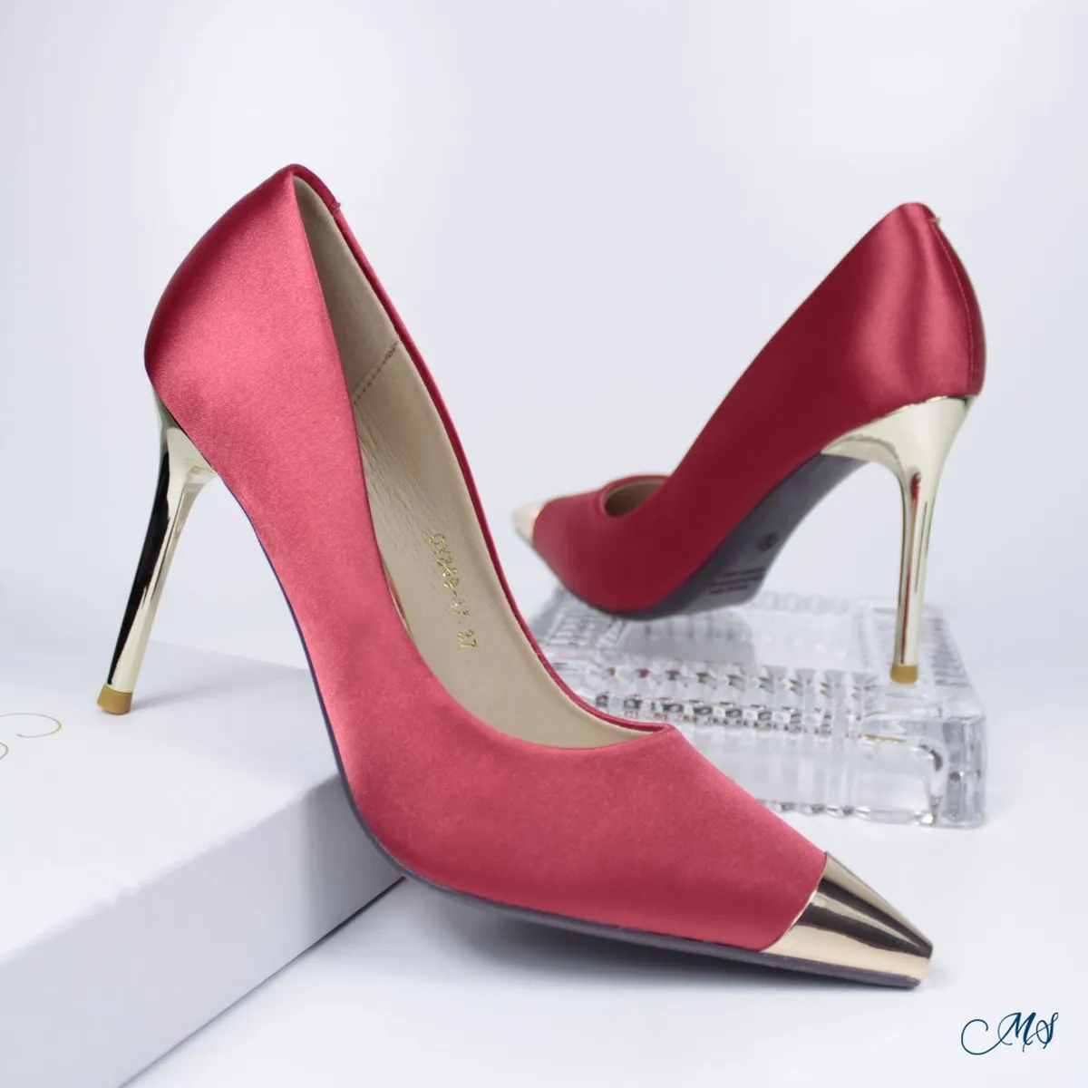 MARGLO SHOES - Zapatos de vestir Satín Rojos M20