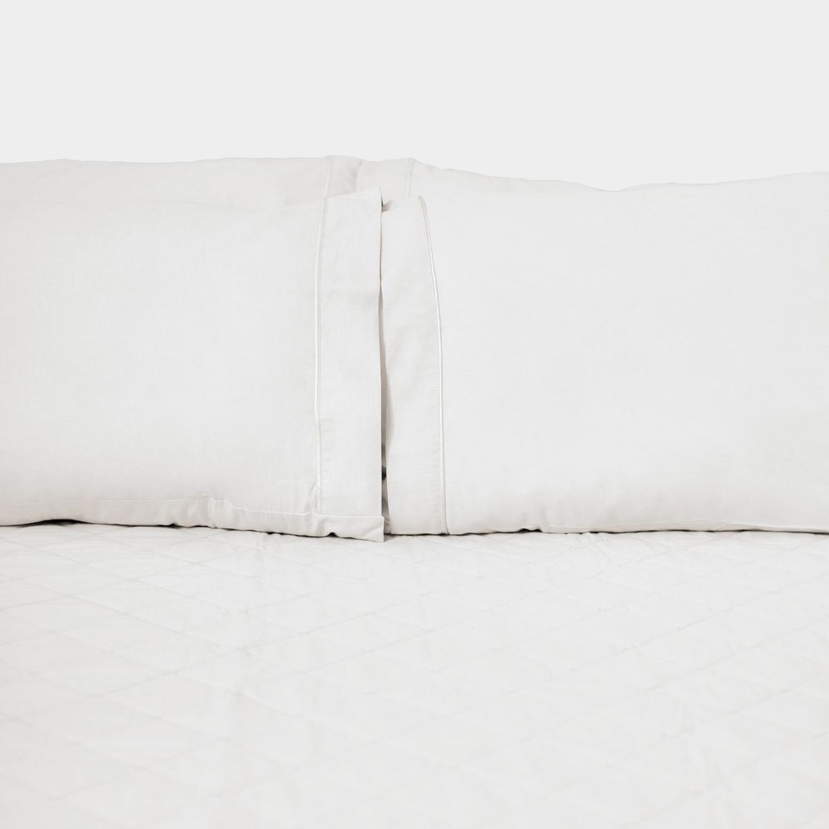 COBITEX HOME - Cubrecama Ligero Queen Perla Cobitex 100 Algodón