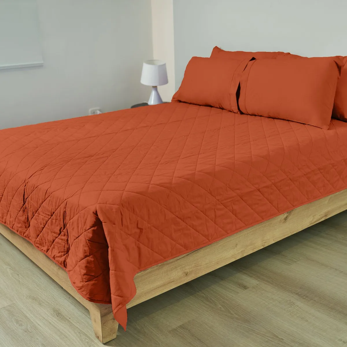 COBITEX HOME - Cubrecama Ligero 1.5 Plazas Ladrillo Cobitex 100% Algodón.