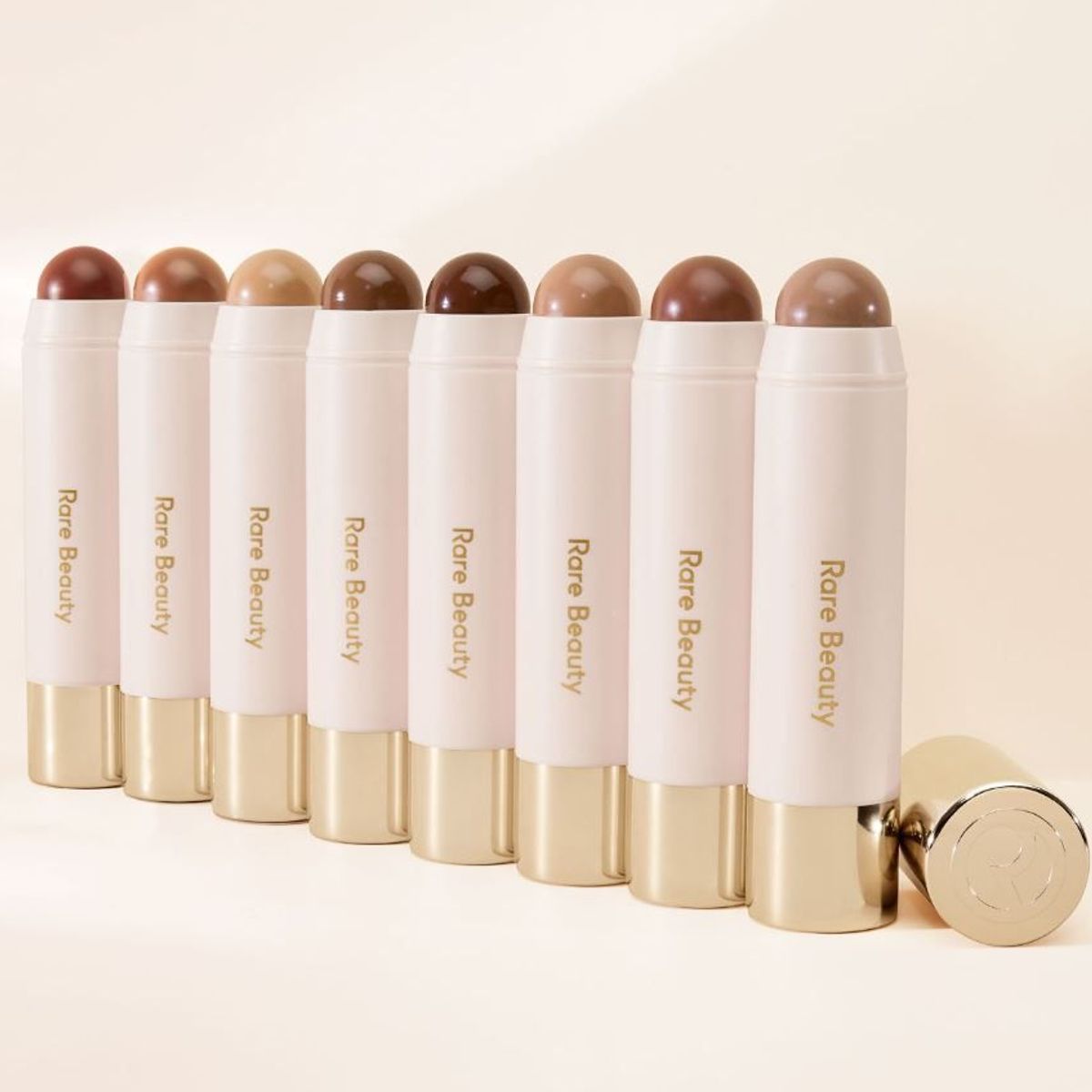 RARE BEAUTY - Contorno en Barra Happy Sol 7gr - Rare Beauty