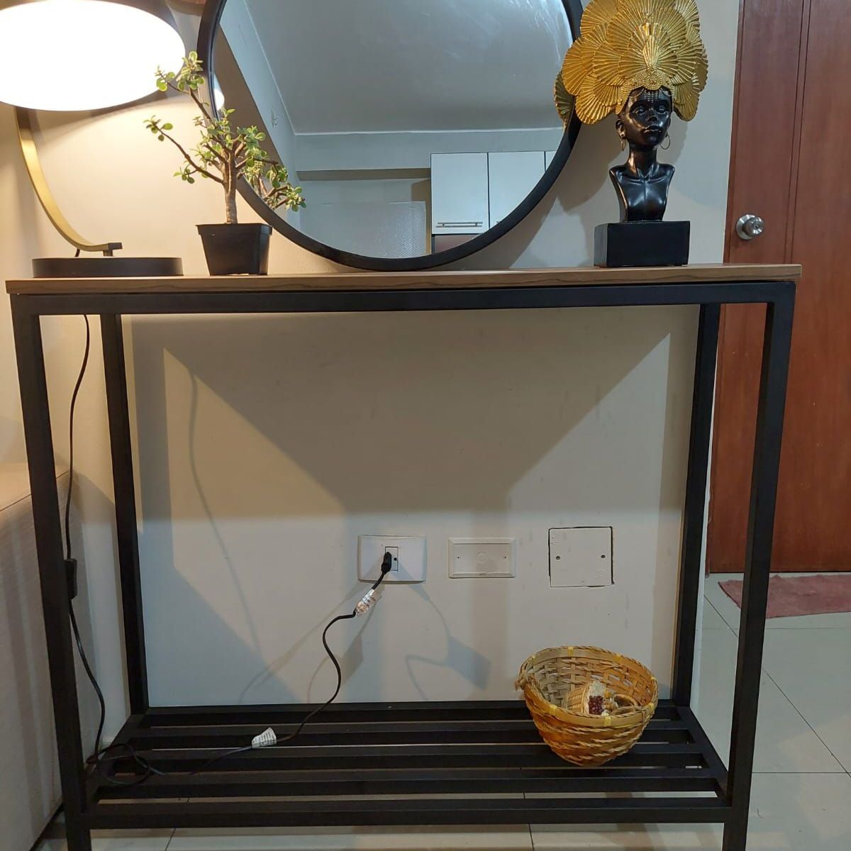 GENERICO - Recibidor de sala color nogal 2 niveles de metal 100x30x93 + espejo