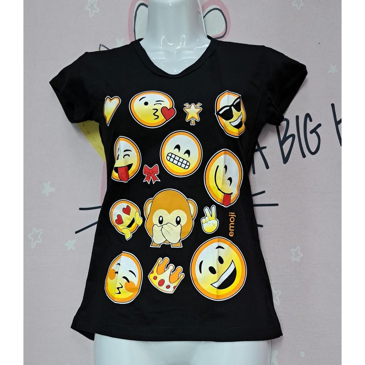 GENERICO - POLO NEGRO  ESTAMPADO EMOTICON SOCIAL   TALLA SM DeAlcoba..