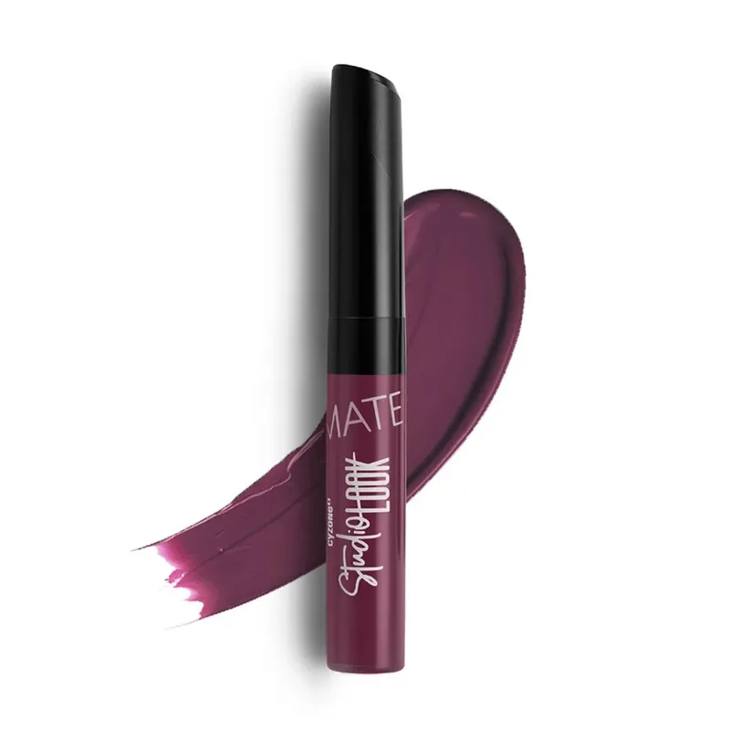 CYZONE - Labial Liquido Mate Wine Galaxy Studio Look