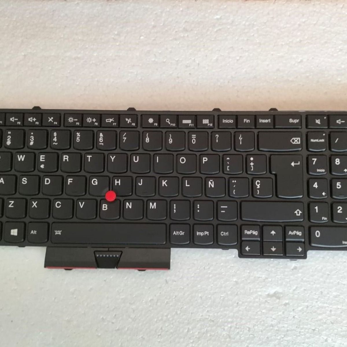 GENERICO - Teclado  para Laptop  Lenovo  THINKPAD  P50,  P51,  P70 Retroiluminado
