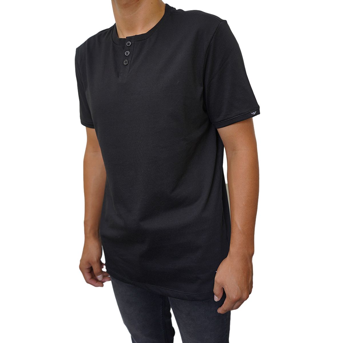 JUSTO - POLO PARA HOMBRE NEGRO Henley Caballero