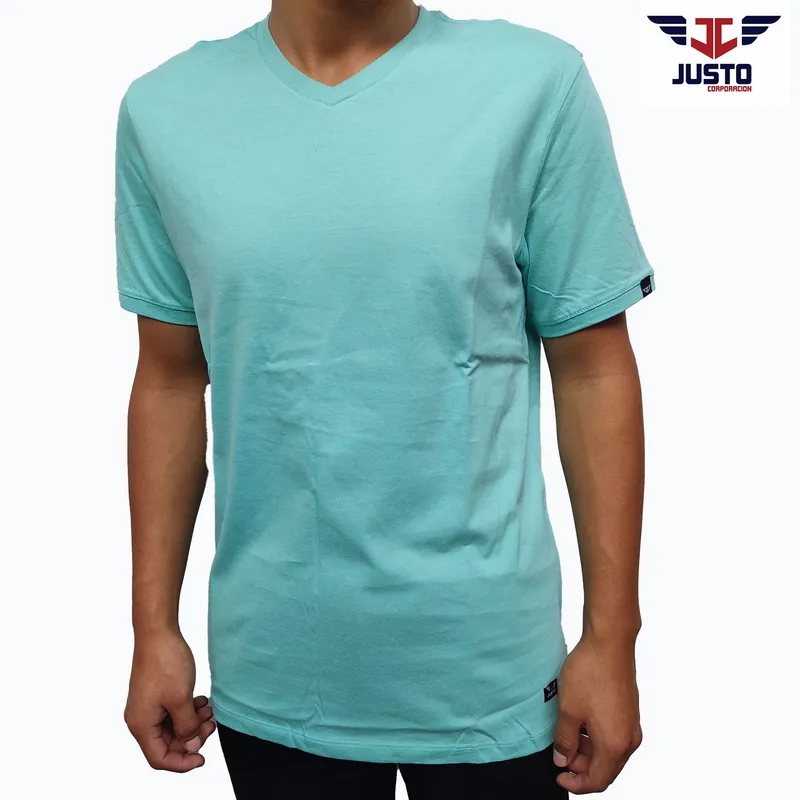 JUST - POLO CELESTE CUELLO V - ALGODON