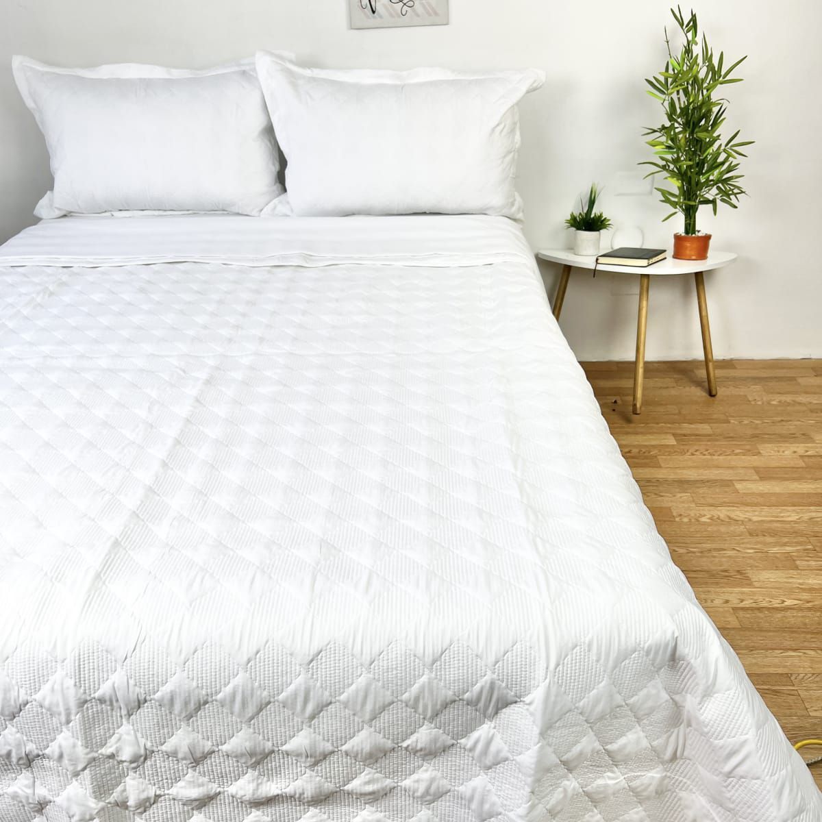 MINGDA - Set de Cubrecama + Juego de sabanas + fundas  2 Pz 100% Algodón