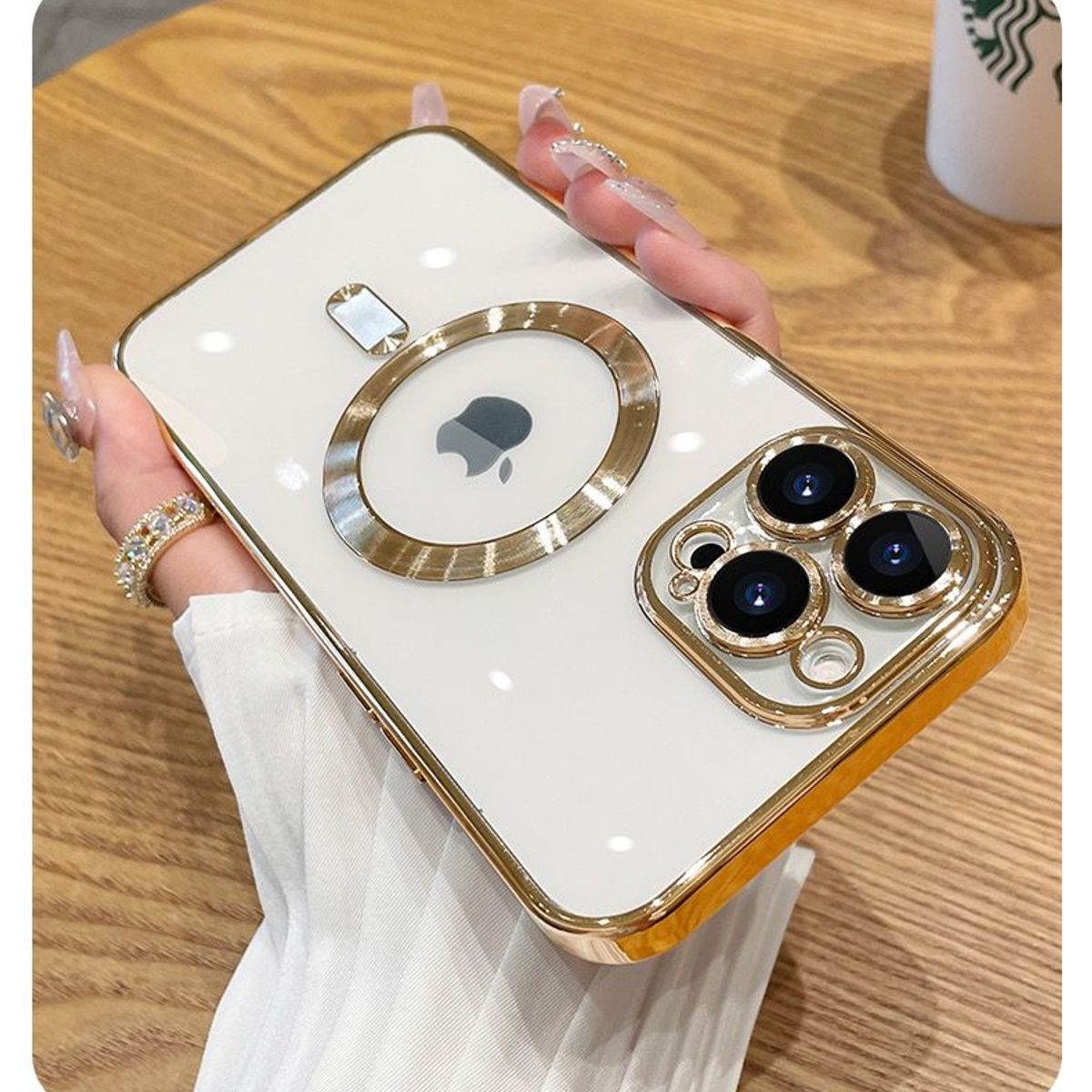 GENERICO - Case Magsafe para iPhone 14 PLUS Dorado