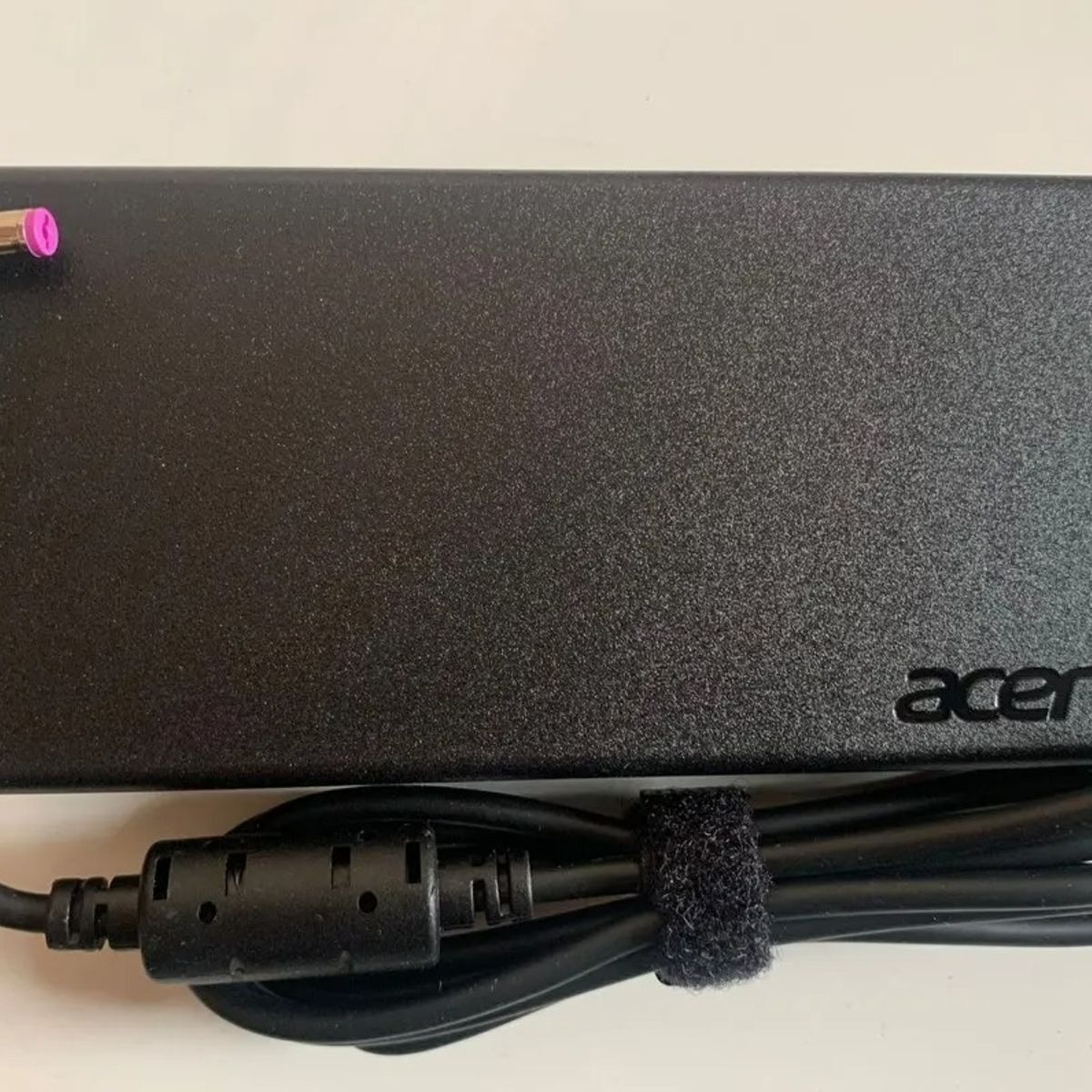 ACER - Cargador Compatible con Acer 9 V  7.1 A 135W  5.5X1.7 mm Pta. Amarilla