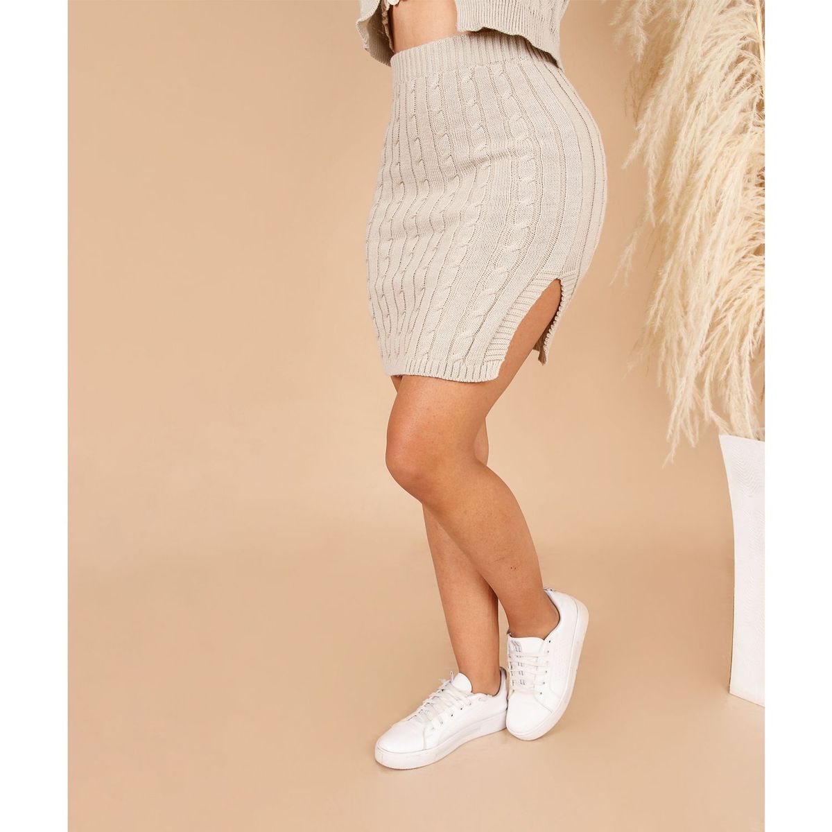 GENERICO - Conjunto cárdigan 2 piezas (Chompa y Falda)