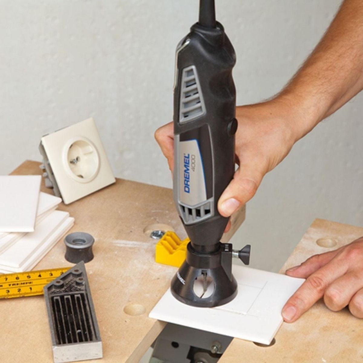 DREMEL - Broca De Corte Para Cerámicas De Pared Dremel 562