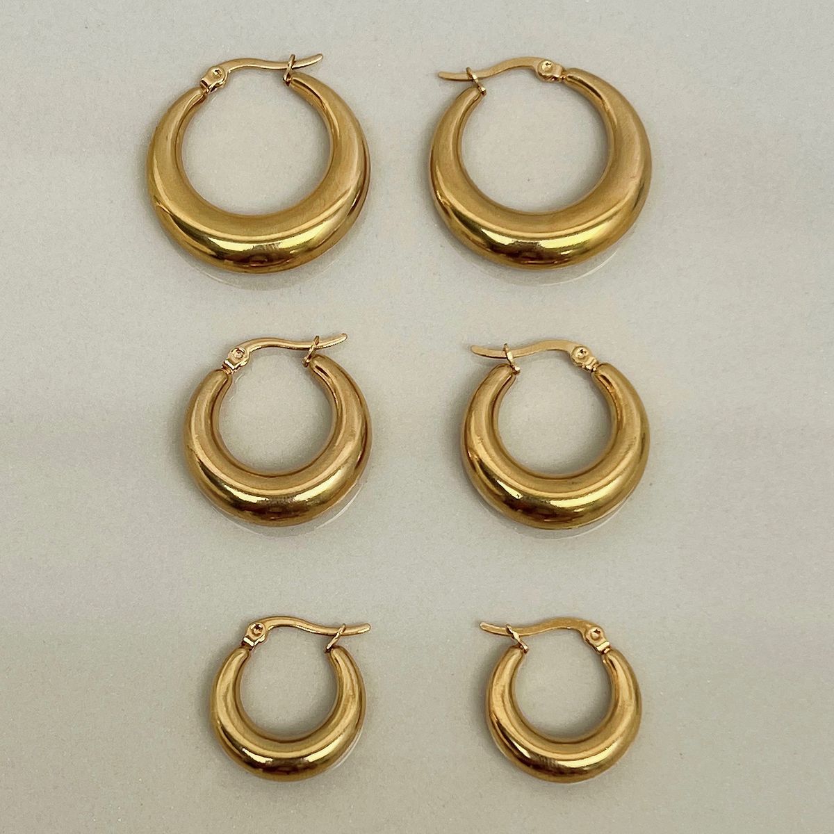 GENERICO - Set de 3 pares de aretes  - Naif Jewelry