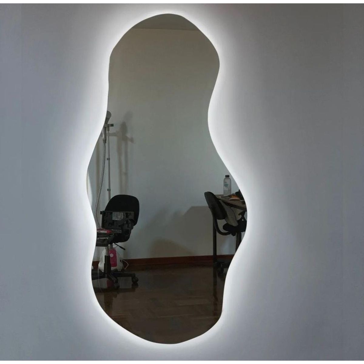 GENERICO - Espejo Asimétrico Táctil 120x65cm