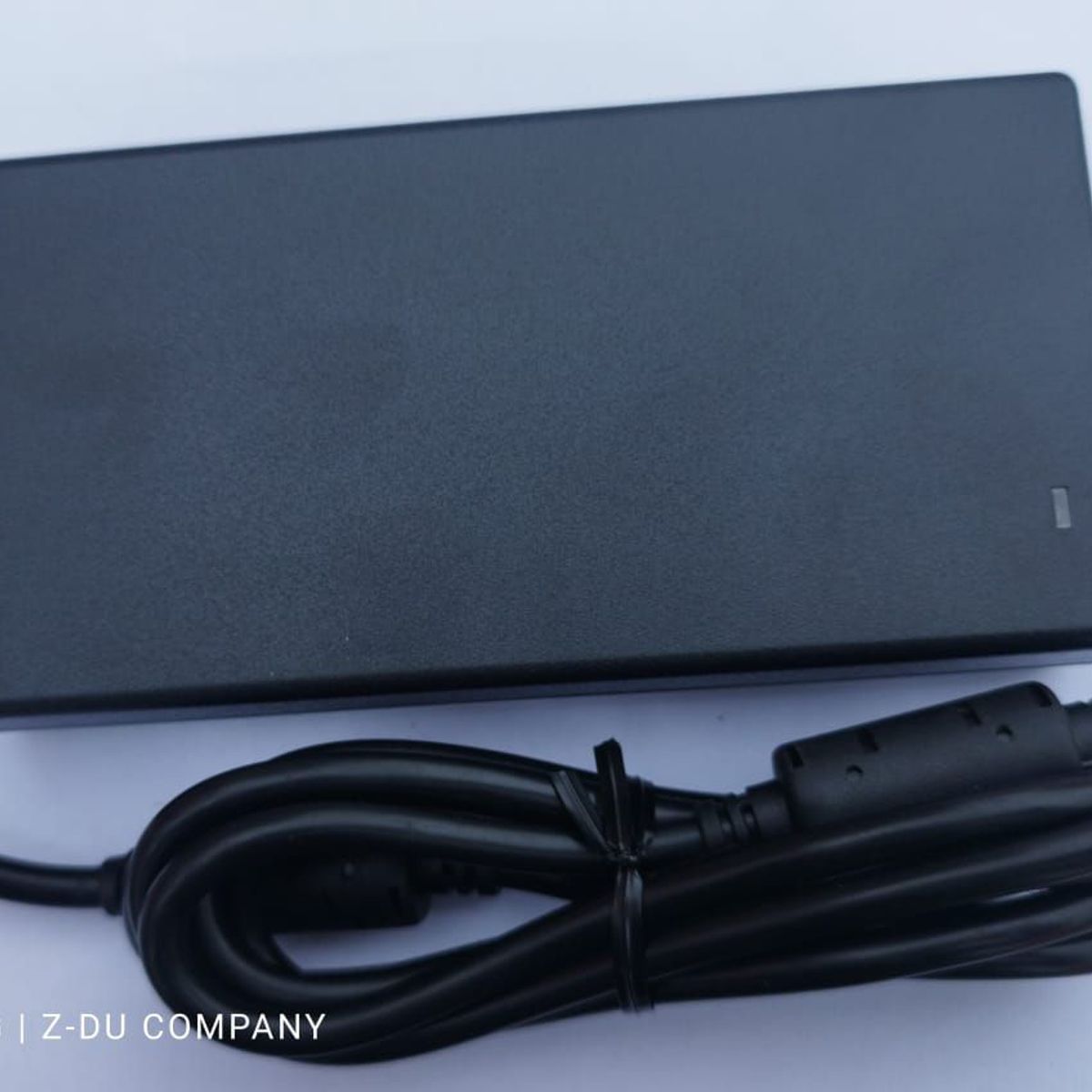 ACER - CARGADOR PARA LAPTOP ACER 19.5V  9.23A 180W  7.4X5.0 mm.  PREDATOR