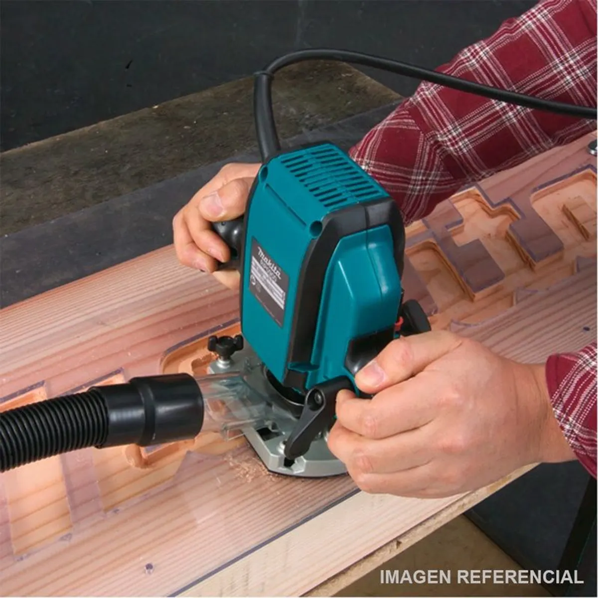 MAKITA - Ruteadora 1/4" 900W 35mm 27000 Rpm Makita RP0900