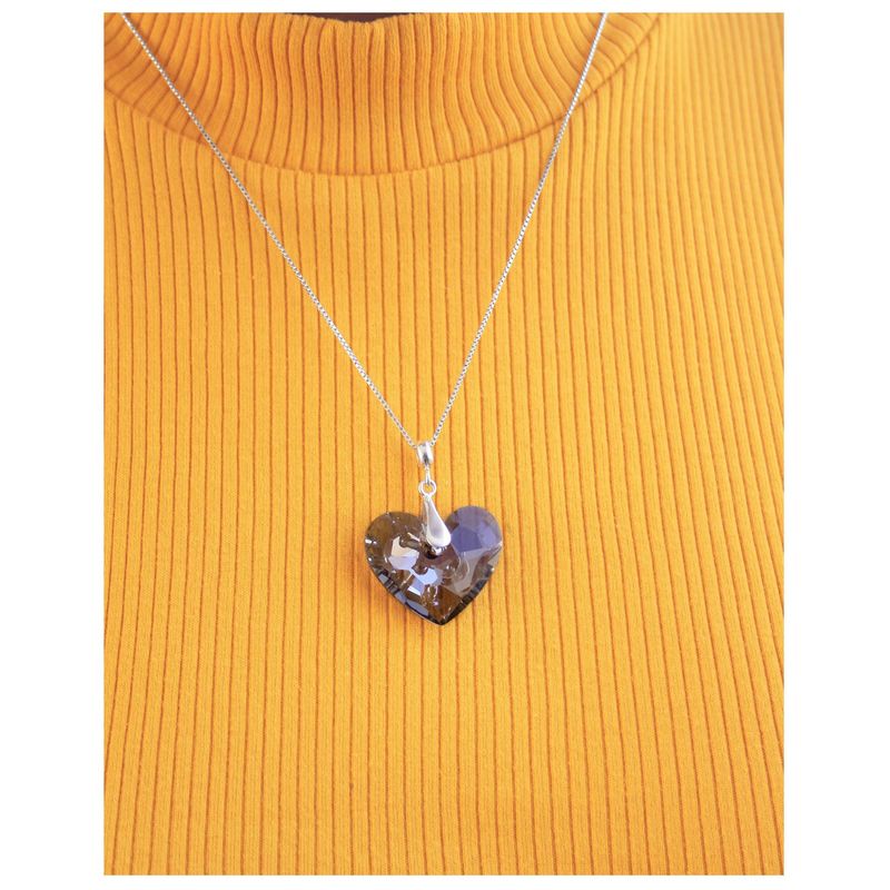 FERNANDA ROMERO JOYAS Y ACCESORIOS - Juego Collar  Aretes Corazones de Cristal Satin de Plata