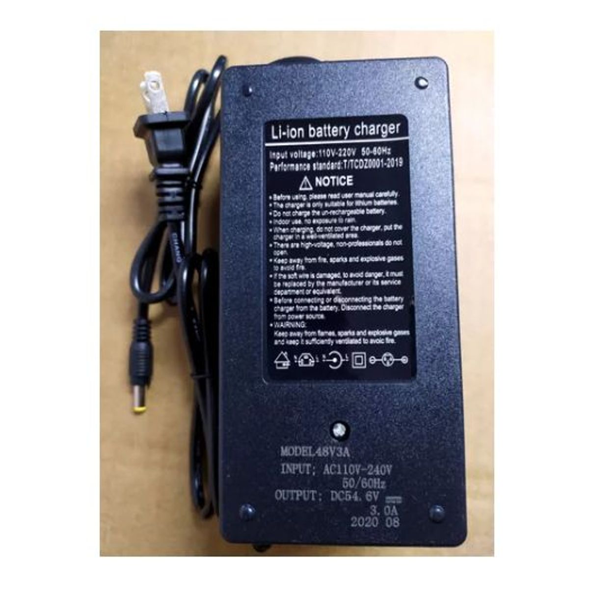 GENERICO - Cargador Especifico para Baterías Ion Litio 13s 54v 3A