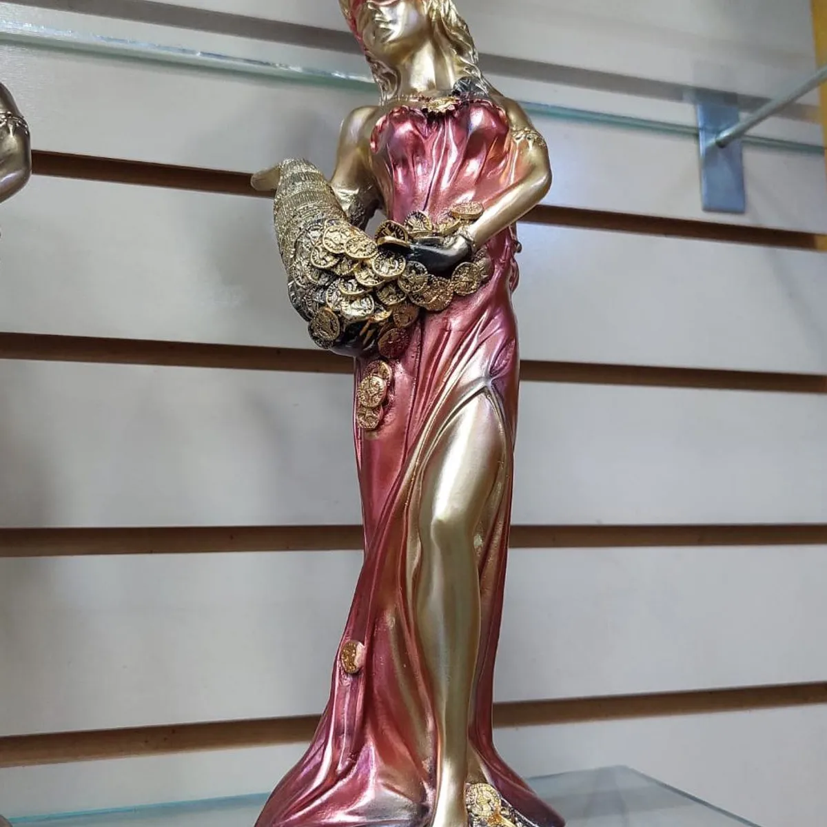 Adorno Escultura de Diosa de la Abundancia Poliresina, marca GENERICO - Foto Principal