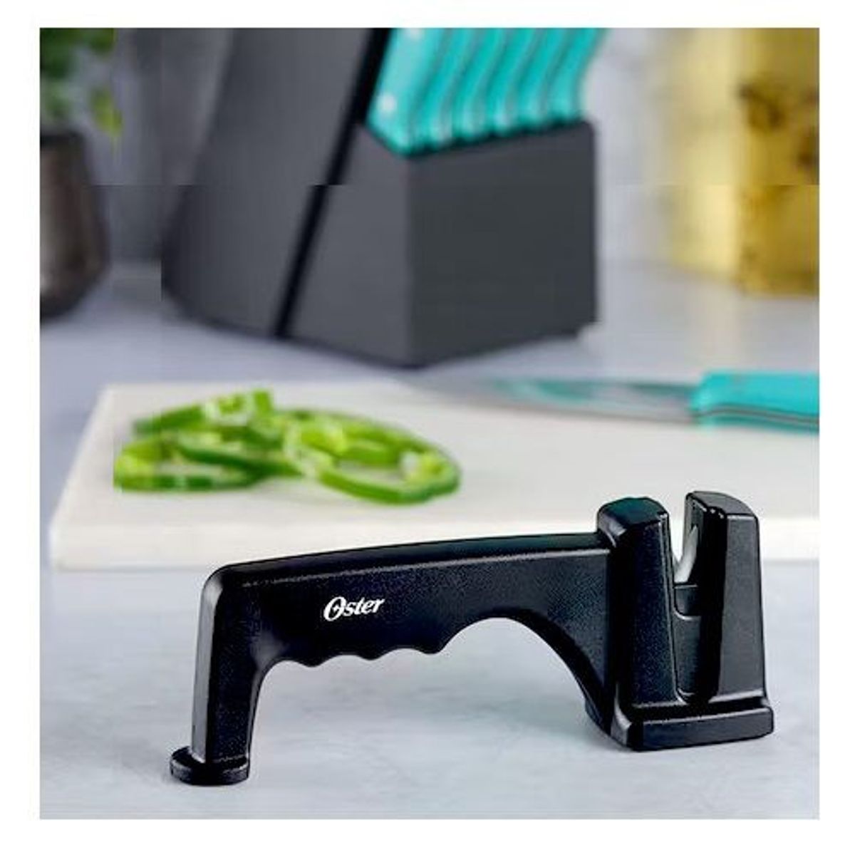 OSTER - Afilador de Cuchillos Oster con Mango Ergonómico Negro