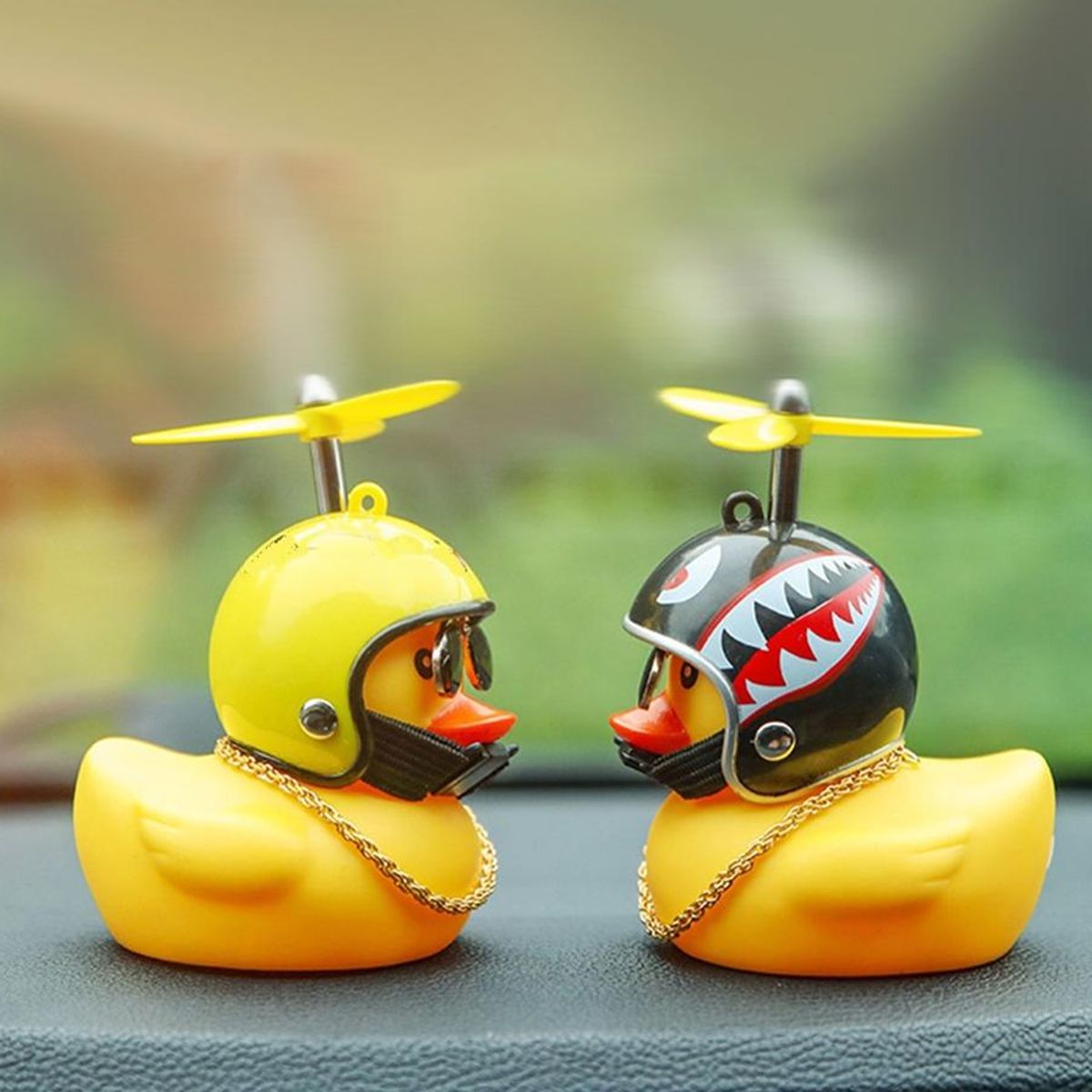 GENERICO - Patito Motero Biker Con Led Sonido Varios Modelos Auto Moto