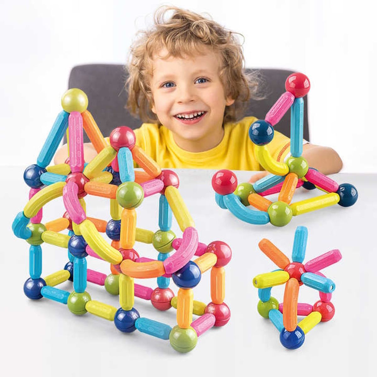 GENERICO - BLOQUES MAGNÉTICOS DE CONSTRUCCIÓN DE 164 PIEZAS