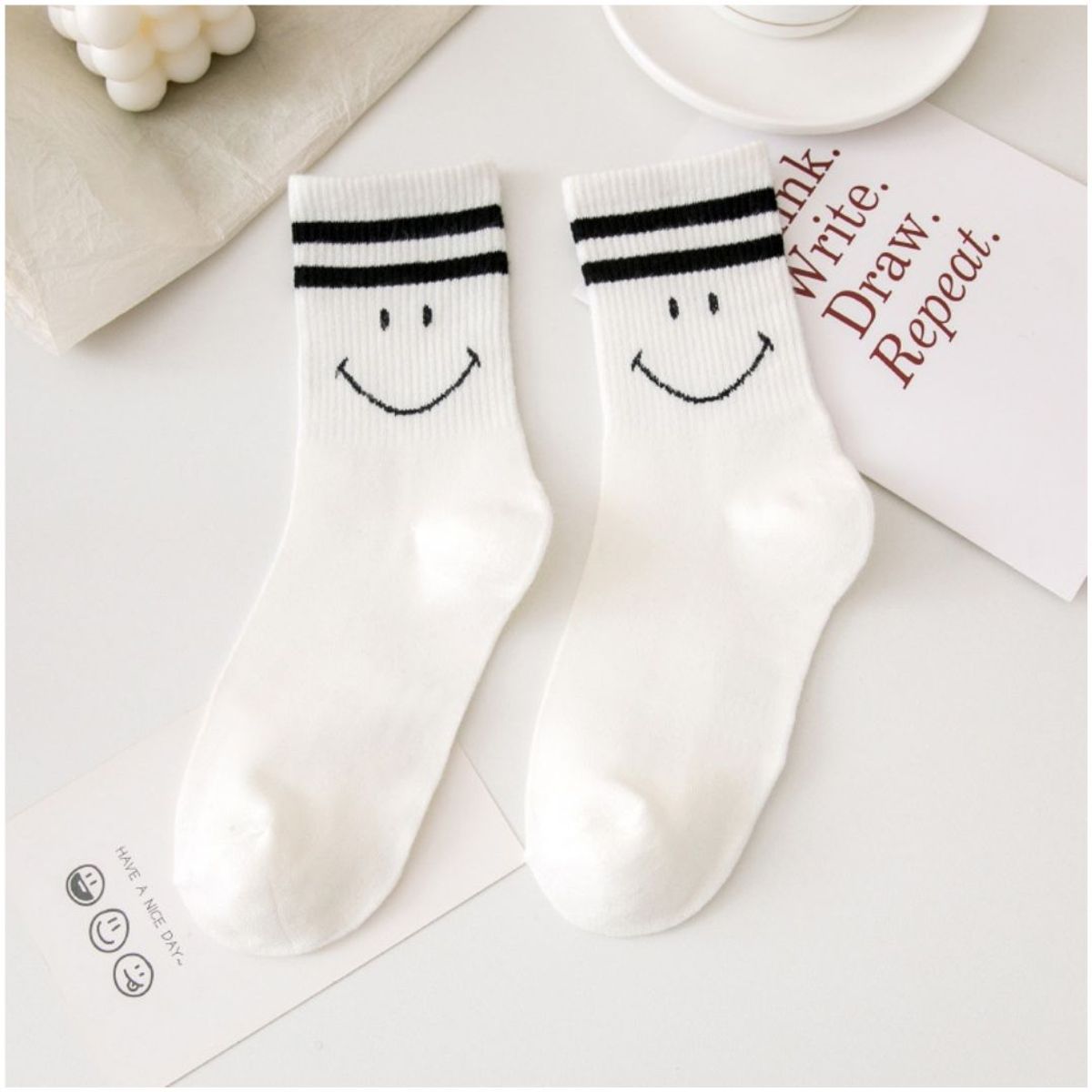 GENERICO - Medias aesthetic carita feliz talla 35 - 40