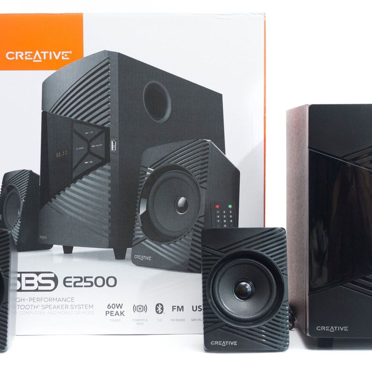 CREATIVE - Parlante Creative E2500 bluetooh 2.1 30W Fm Usb Potencia Tv