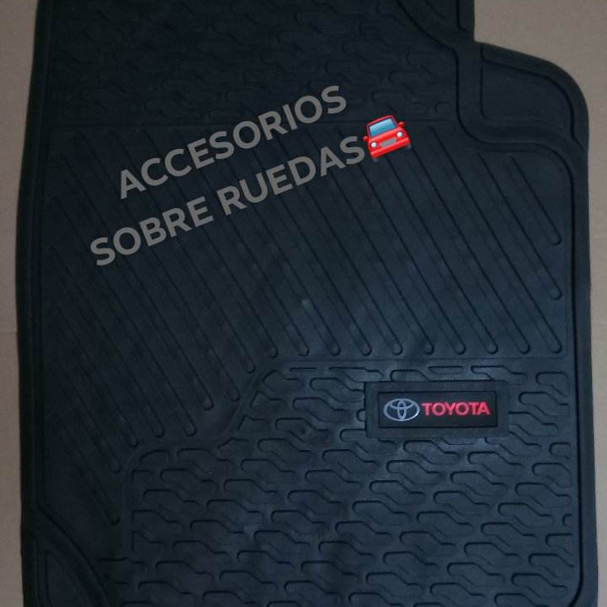 GENERICO - Pisos TOYOTA para Autos y Camionetas 3piezas