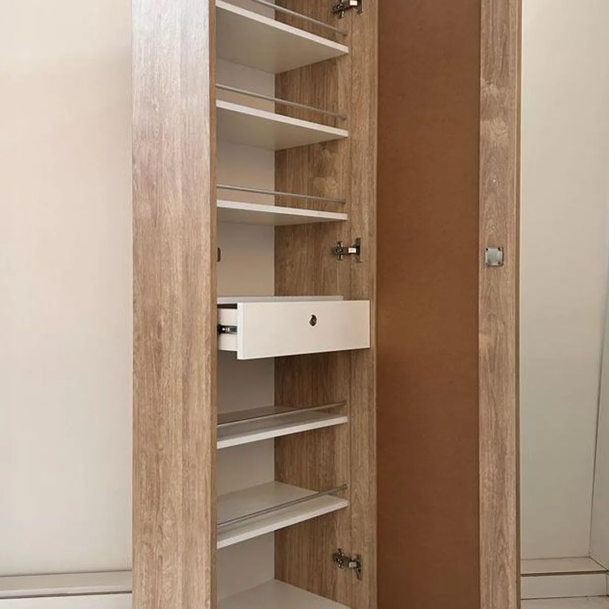 GENERICO - ZAPATERA CON ESPEJO COLOR NUEZ