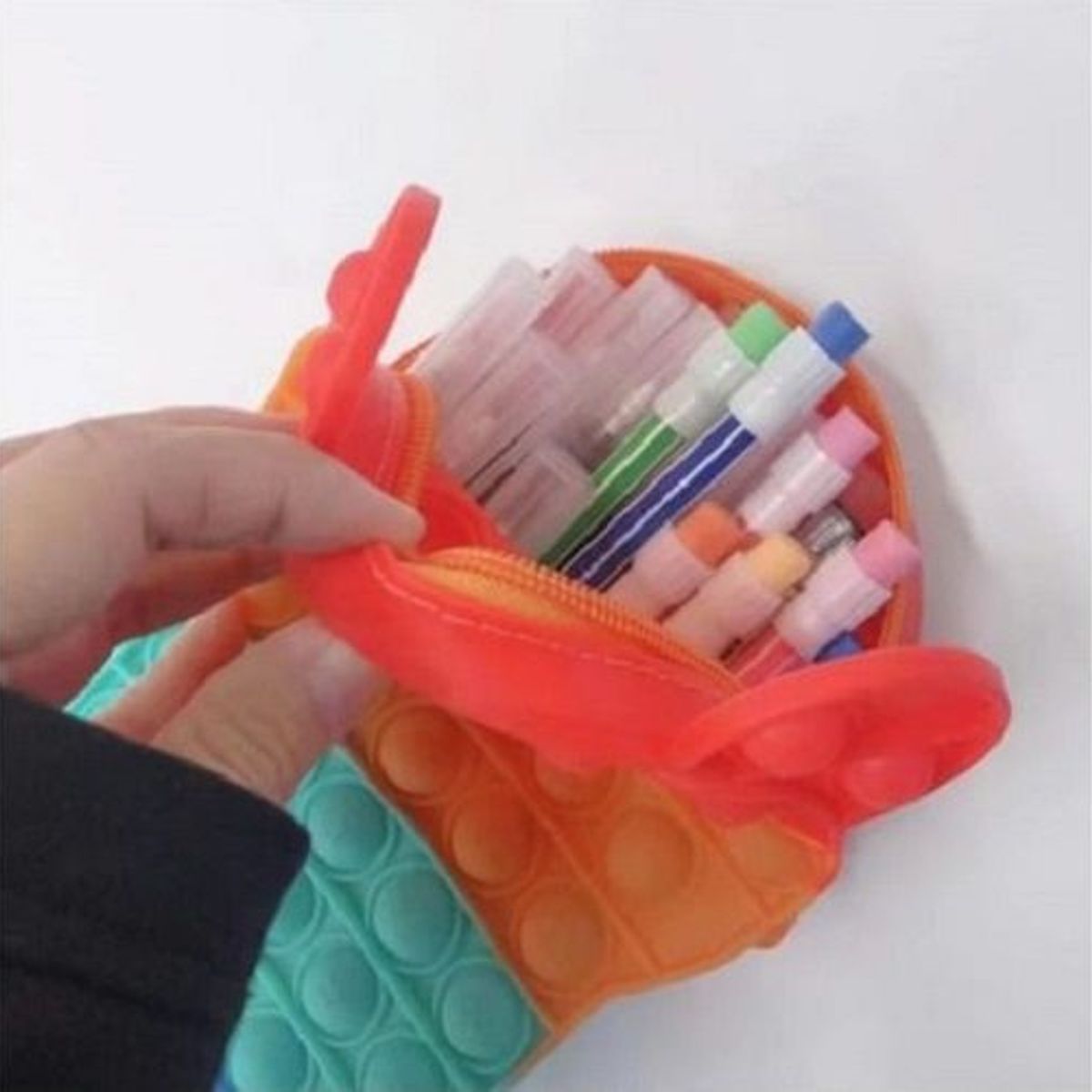 GENERICO - MORRAL DE SILICIONA POTIT PENCILCASE