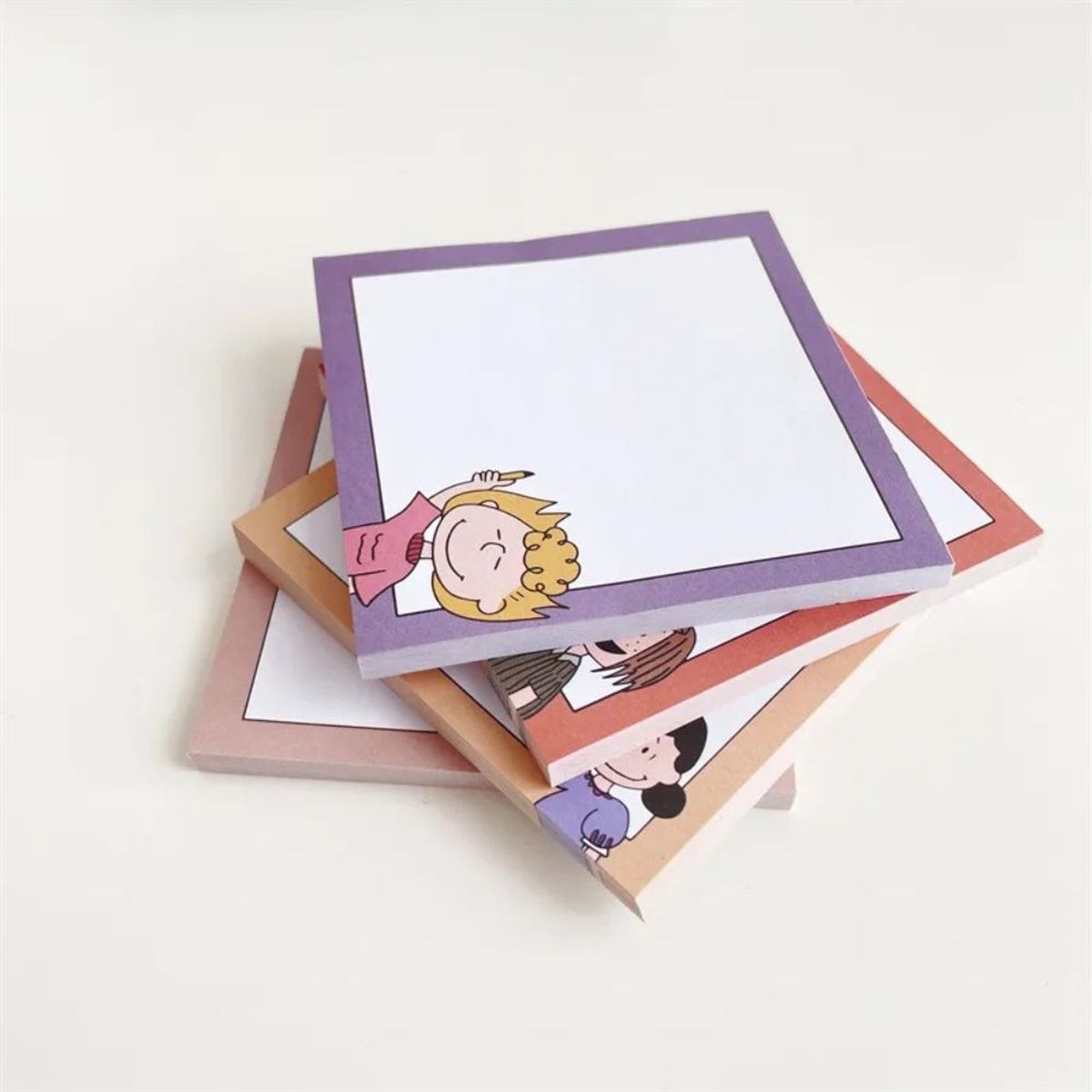 GENERICO - Set de Notas  con diseño 4 packs de 50 unidades