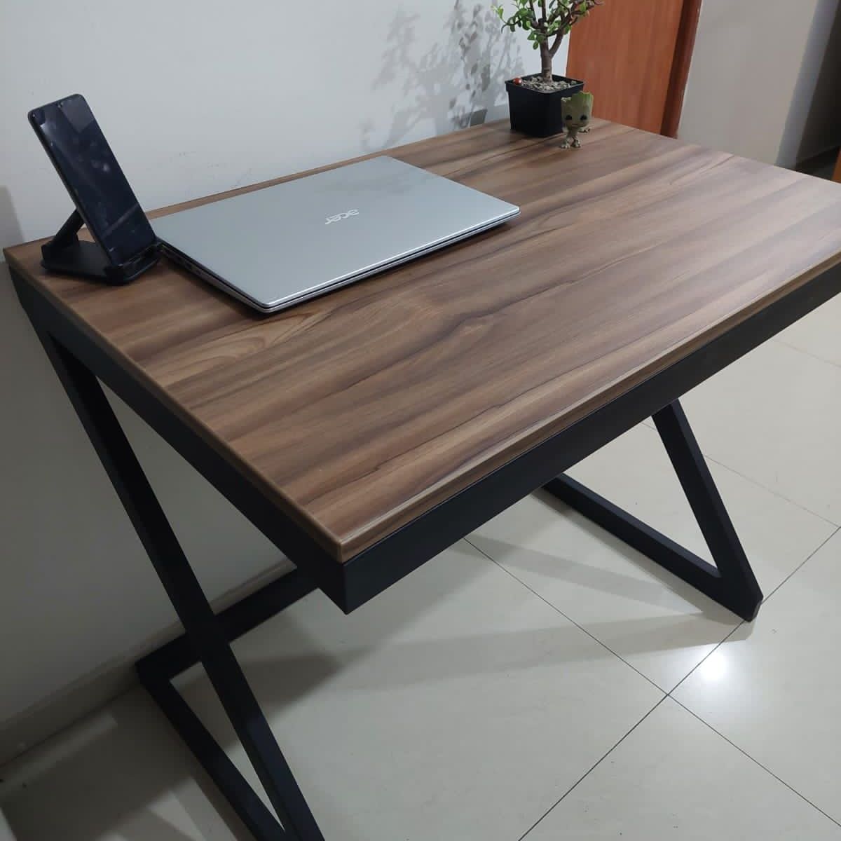 GENERICO - Escritorio industrial para estudio u oficina