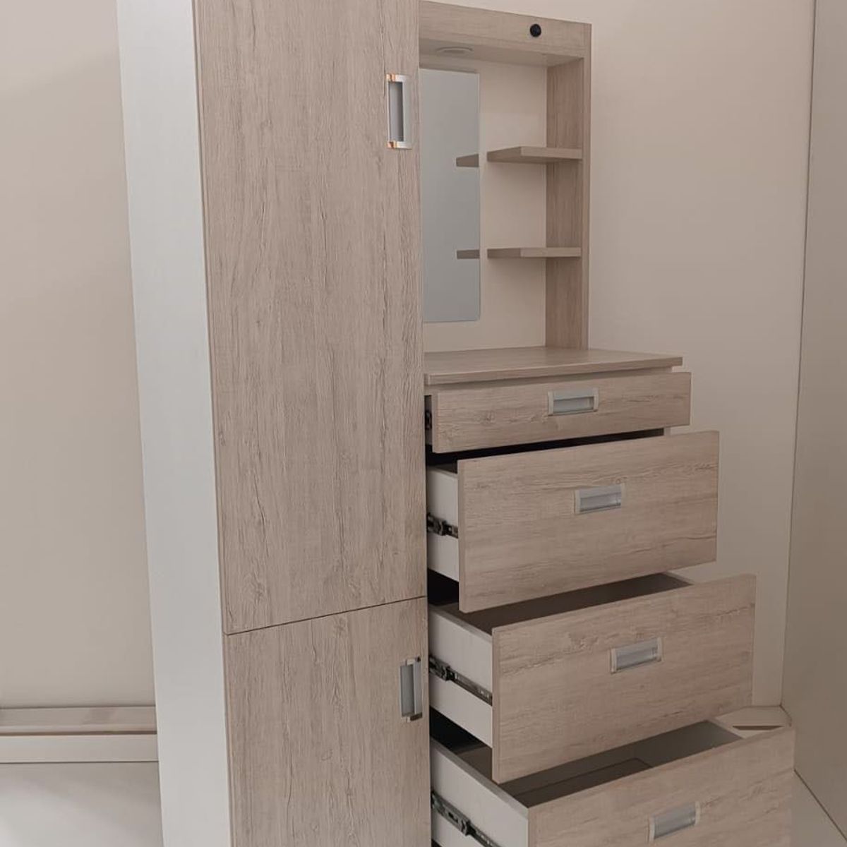 GENERICO - COMODA CON ESPEJO DE 90CM COLOR CHANTILLY