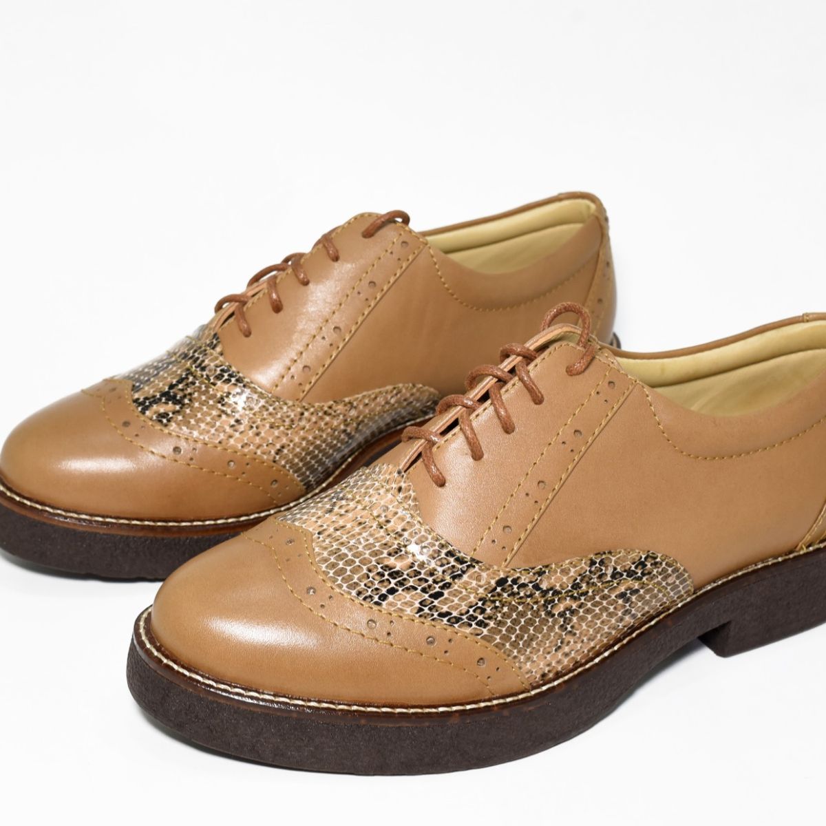 GENERICO - ZAPATO OXFORD DE MUJER CULEBRA CAFE