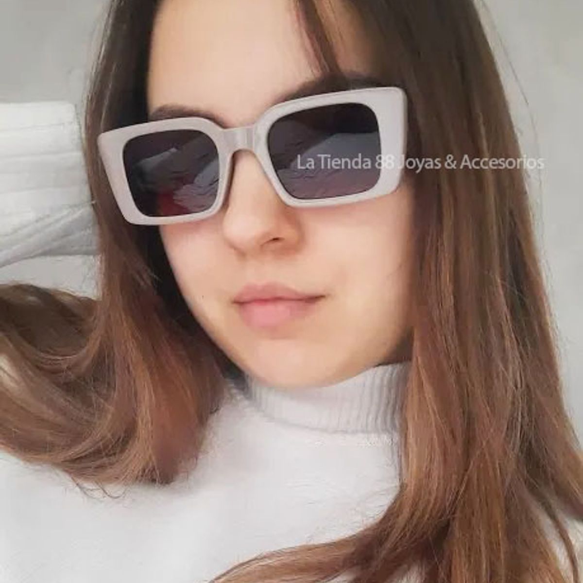 LA TIENDA 88 JOYAS Y ACCESORIOS - La Tienda 88 - Lentes de Sol Rectangular Retro Khaki - Accesorios