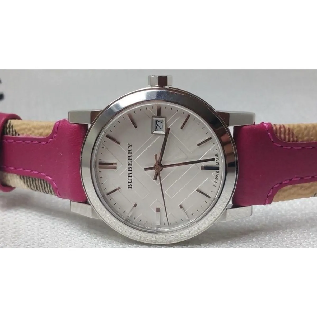 BURBERRY - Reloj Burberry Classic Bu9149 Fucsia